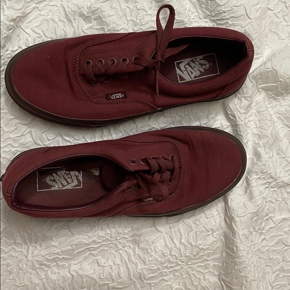 Vans - Picture 2 of 3